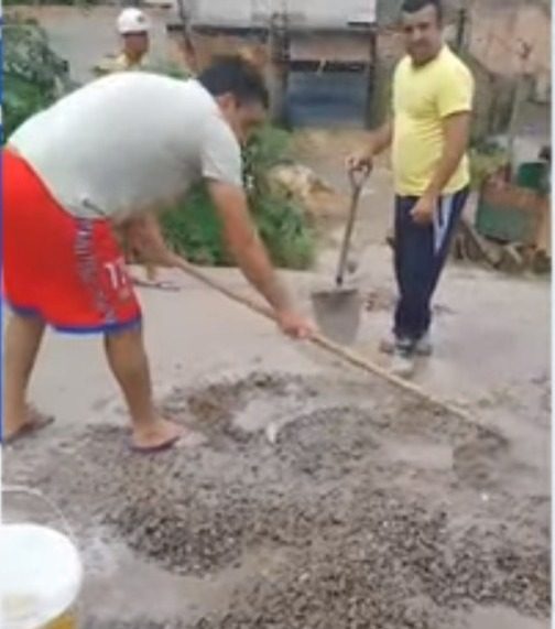 Moradores do bairro Santa Rita de Cássia unem esforços para reparar